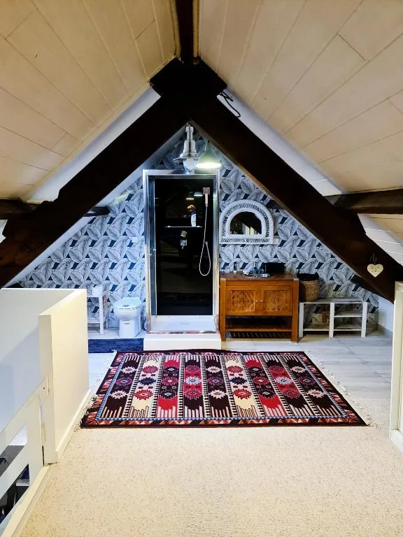 Le jardin et la terrasse plein sud de La Chaloupe